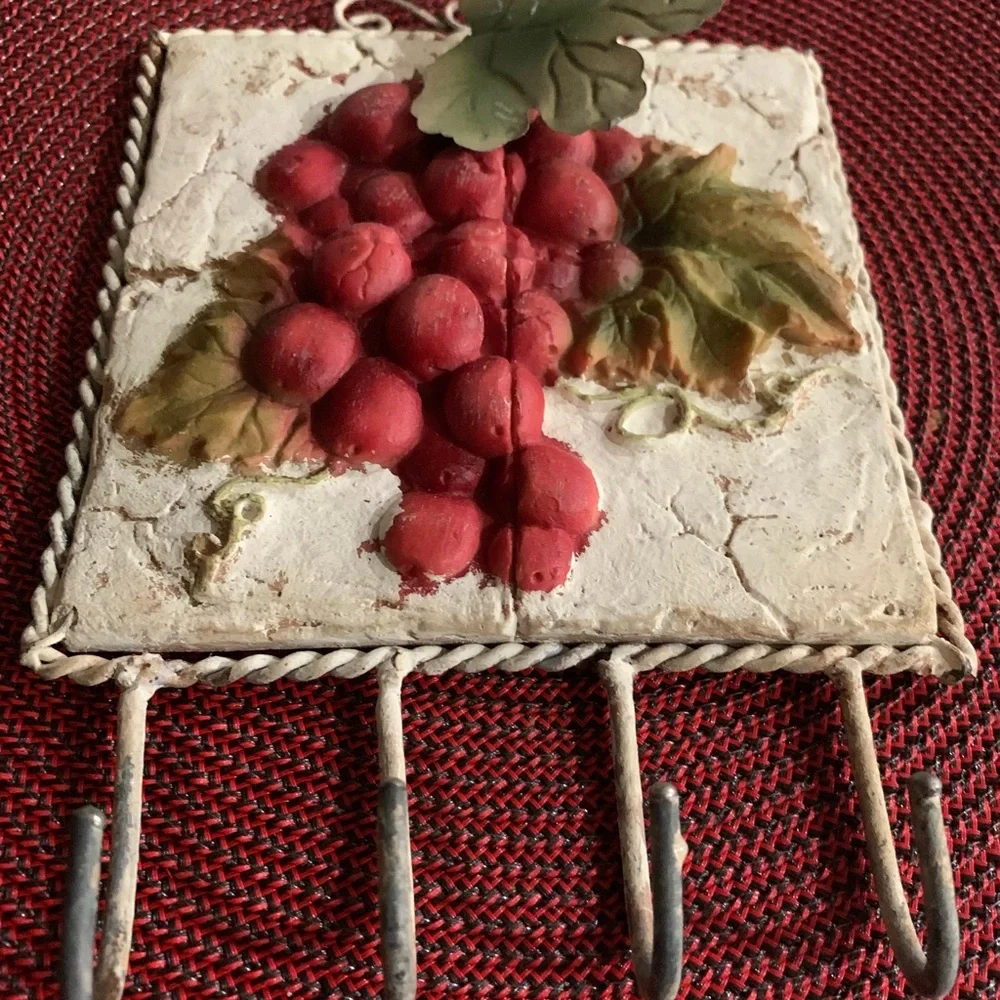 Keys Hooks Wall Hanging Grapes